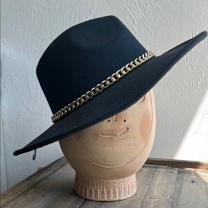 Elegant Black Hat with Gold Chain Accent